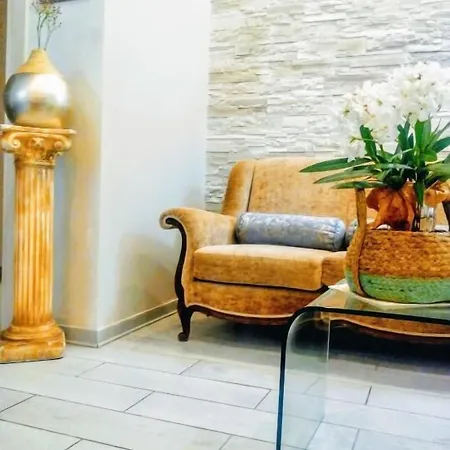 ゲストハウス Rizzoli 3*